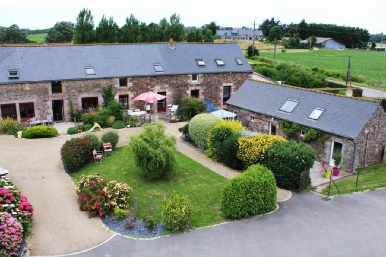 Les Gites Du Buisson Frehel Zewnętrze zdjęcie
